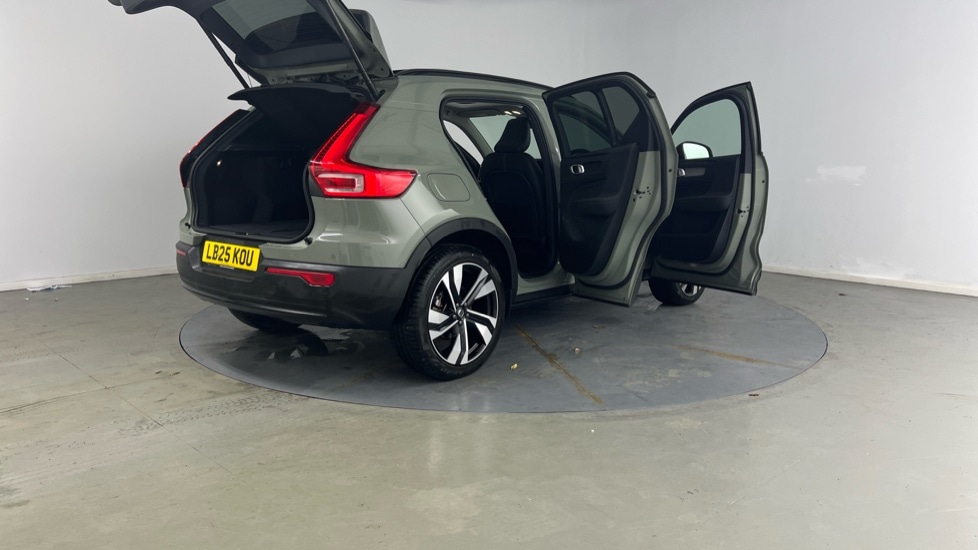 Used Volvo XC40 2025 for sale - 77413788: Photo 29