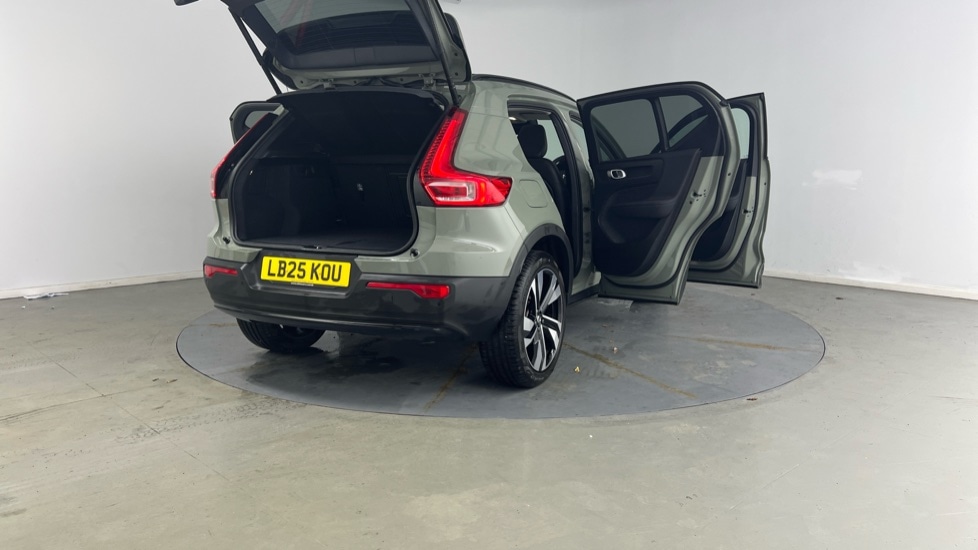 Used Volvo XC40 2025 for sale - 77413788: Photo 30
