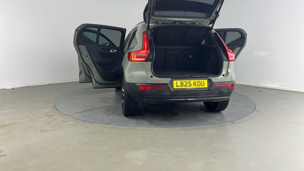 Used Volvo XC40 2025 for sale - 77413788: Photo 33