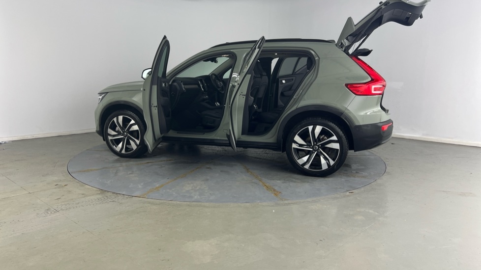 Used Volvo XC40 2025 for sale - 77413788: Photo 37