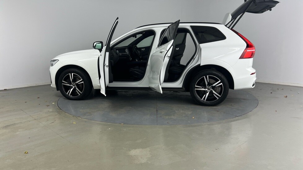 Used Volvo XC60 2021 for sale - 77678788: Photo 38