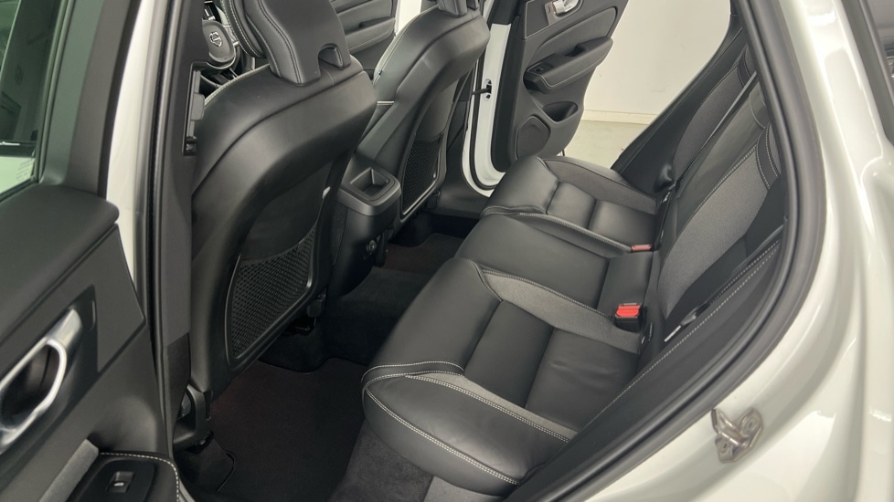 Used Volvo XC60 2021 for sale - 77239462: Photo 43