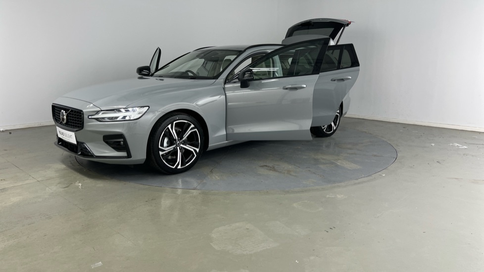 Used Volvo V60 2025 for sale - 77205574: Photo 15