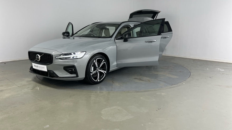 Used Volvo V60 2025 for sale - 77205574: Photo 16