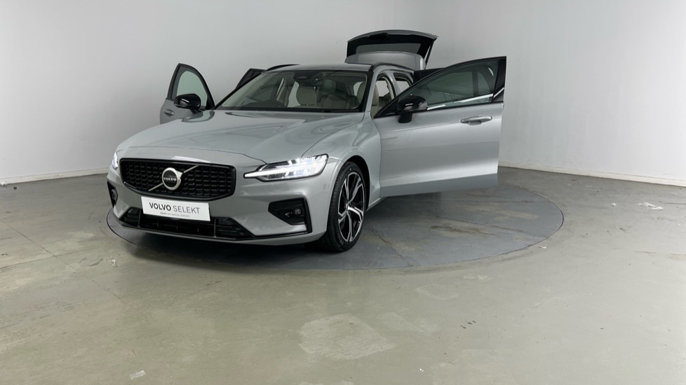 Used Volvo V60 2025 for sale - 77205574: Photo 17