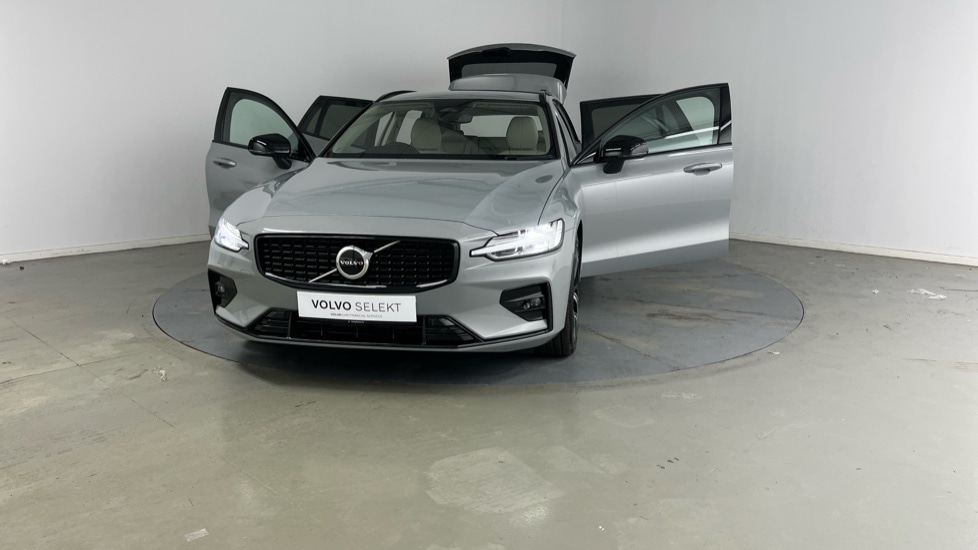 Used Volvo V60 2025 for sale - 77205574: Photo 18