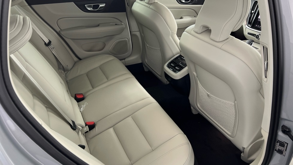 Used Volvo V60 2025 for sale - 77205574: Photo 6