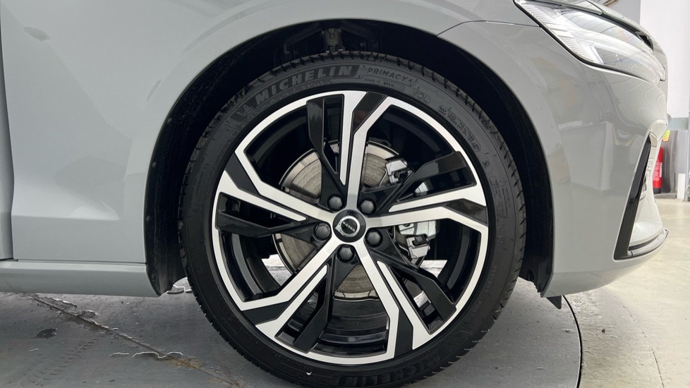 Used Volvo V60 2025 for sale - 77205574: Photo 9