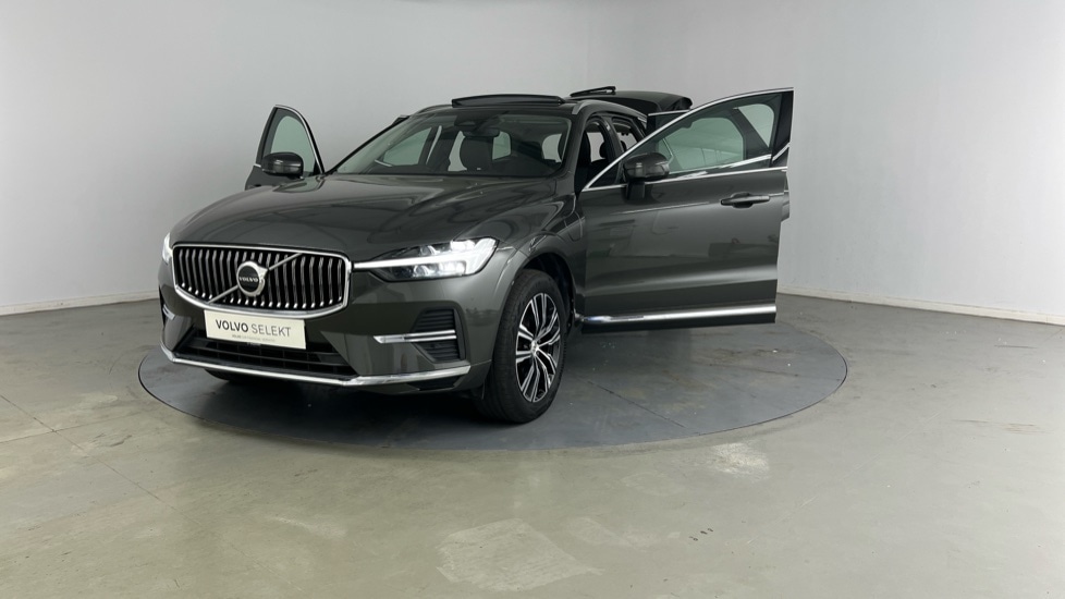 Used Volvo XC60 2021 for sale - 77035829: Photo 17