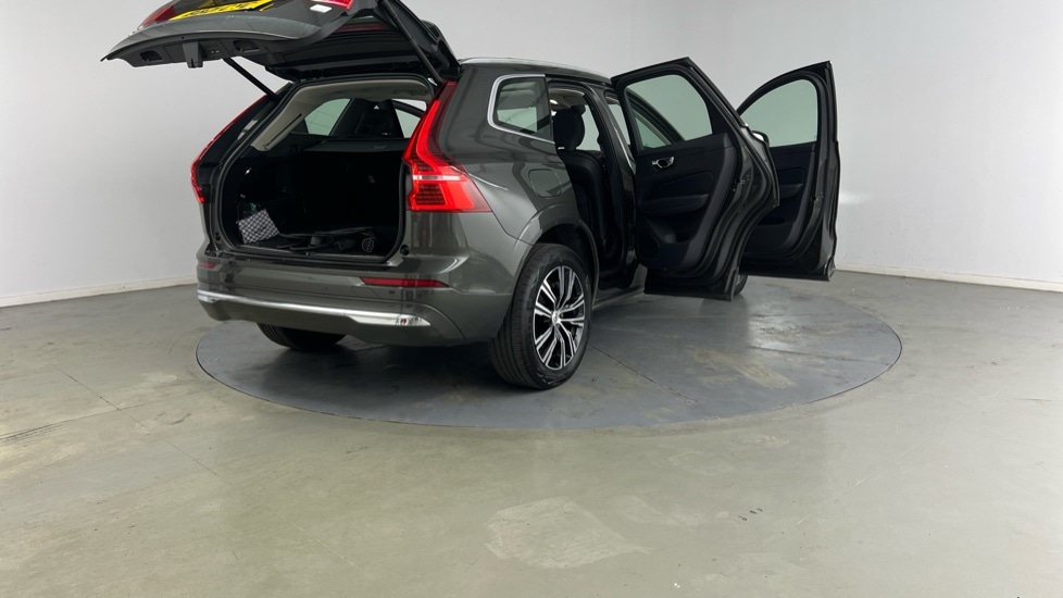Used Volvo XC60 2021 for sale - 77035829: Photo 30