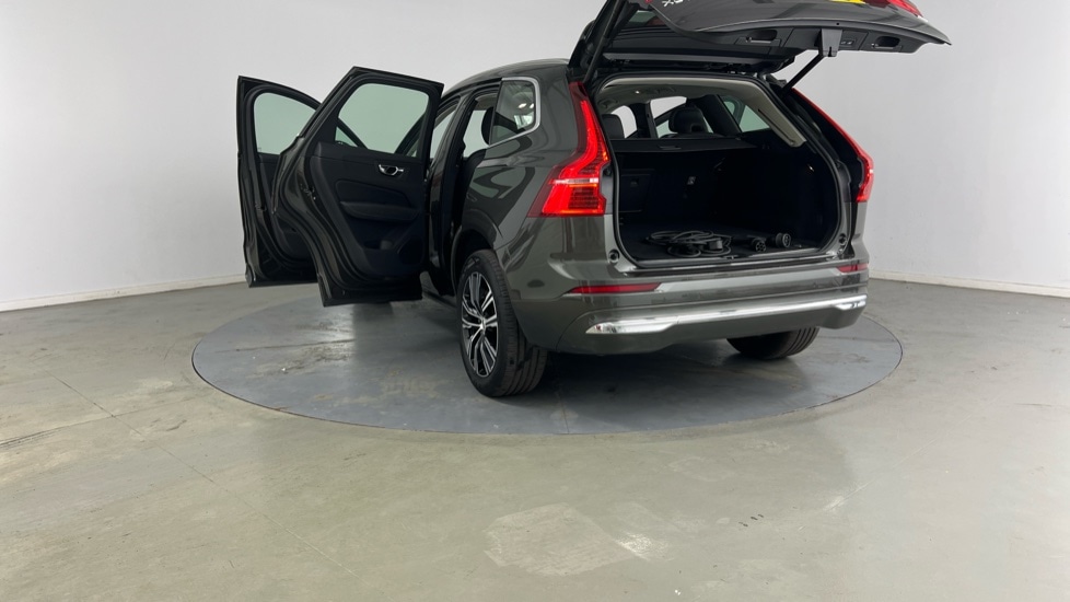 Used Volvo XC60 2021 for sale - 77035829: Photo 34