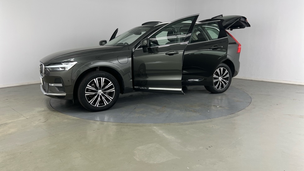 Used Volvo XC60 2021 for sale - 77035829: Photo 41
