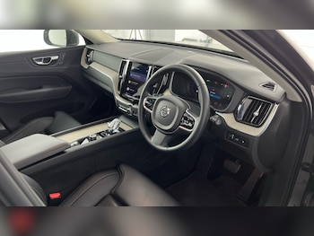 Used Volvo XC60 2021 for sale - 77035829: Photo
