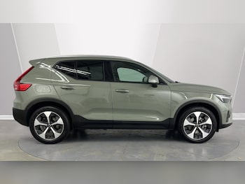 Used Volvo XC40 2024 for sale - 76366399: Photo