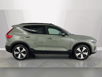 Used Volvo XC40 2023 for sale - 77917865: Photo