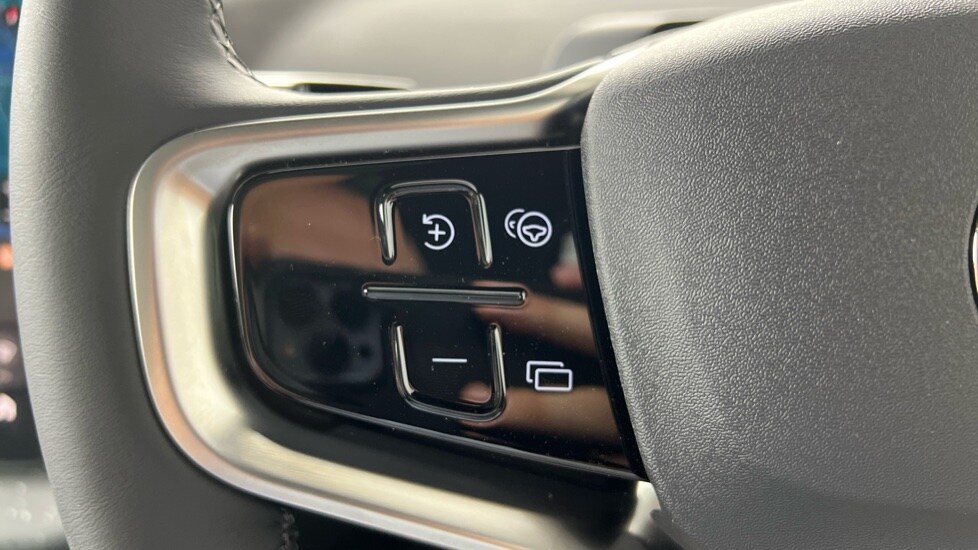 Used Volvo EX30 2025 for sale - 75952353: Photo 17