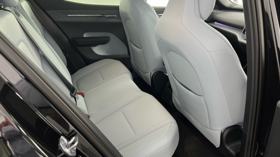 Used Volvo EX30 2025 for sale - 75952353: Photo 6