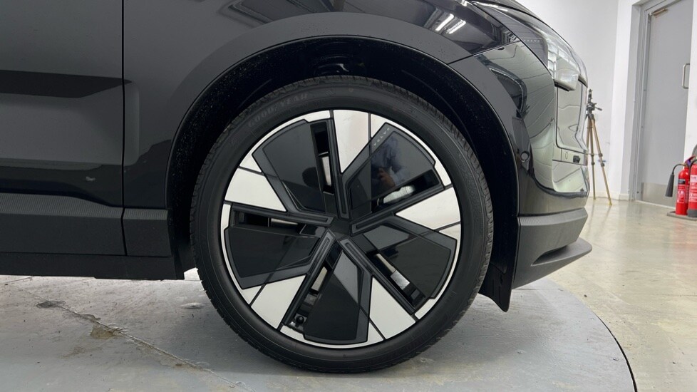 Used Volvo EX30 2025 for sale - 75952353: Photo 9