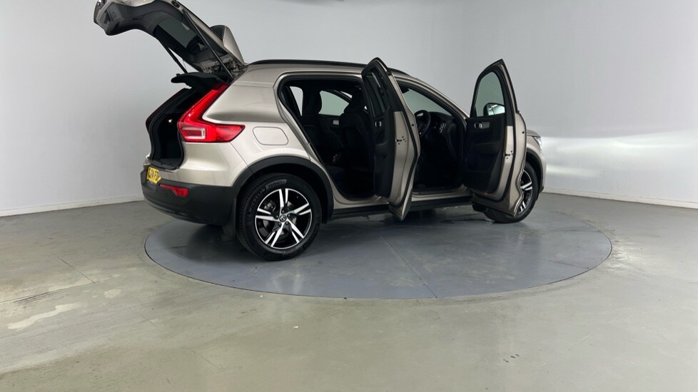 Vehicle 28