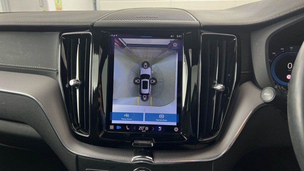 Used Volvo XC60 2022 for sale - 77339354: Photo 14