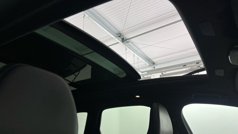 Used Volvo XC60 2022 for sale - 77339354: Photo 15