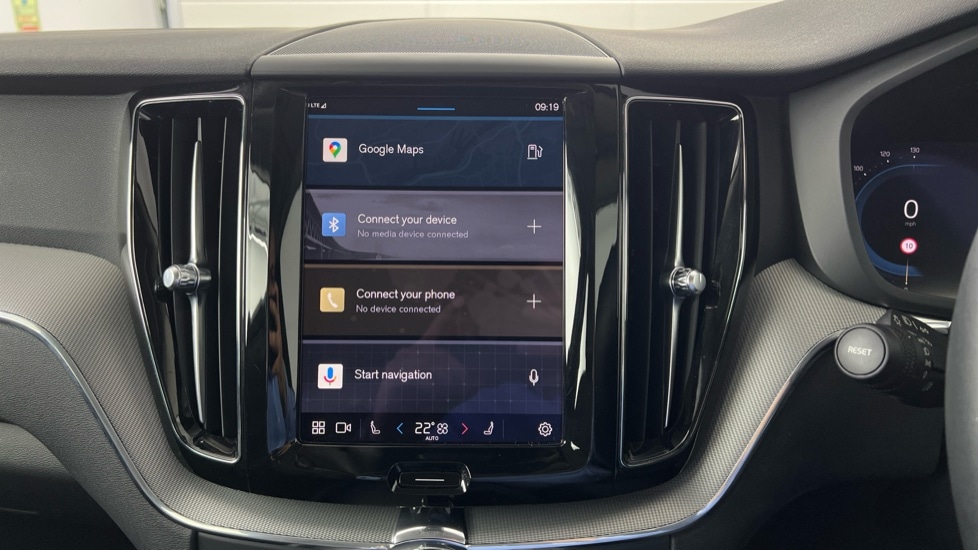 Used Volvo XC60 2023 for sale - 76104169: Photo 12