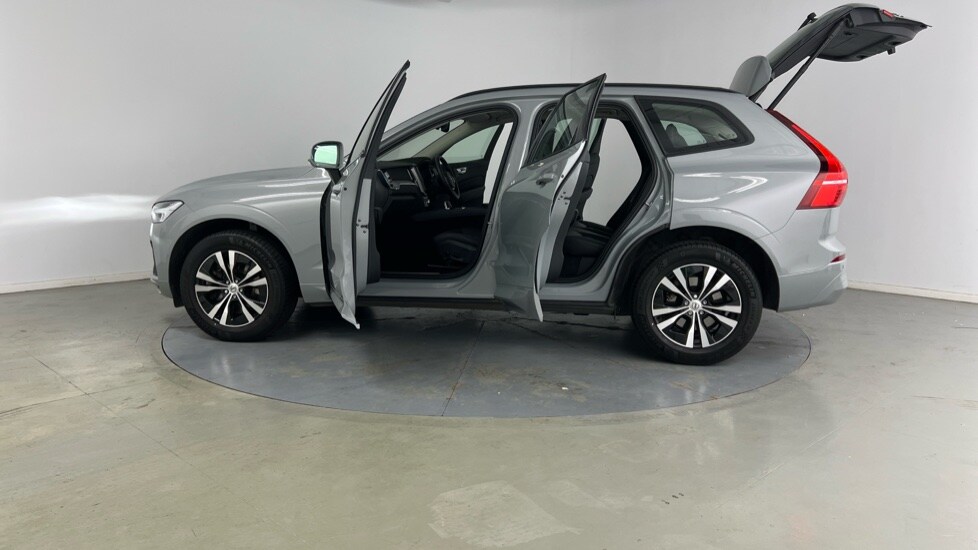 Used Volvo XC60 2023 for sale - 76104169: Photo 36