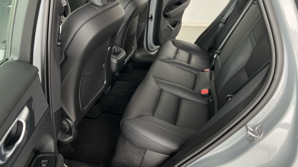 Used Volvo XC60 2023 for sale - 76104169: Photo 41