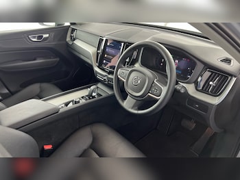 Used Volvo XC60 2023 for sale - 76104169: Photo