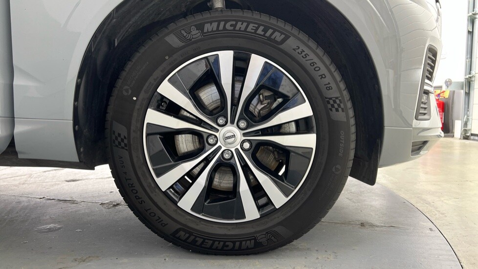 Used Volvo XC60 2023 for sale - 76104169: Photo 9