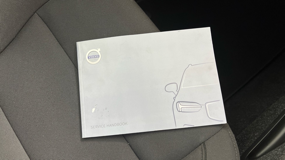 Used Volvo XC40 2021 for sale - 76959950: Photo 14