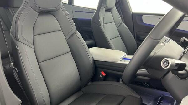 Used Polestar Polestar 4 2025 for sale - 75441197: Photo 18