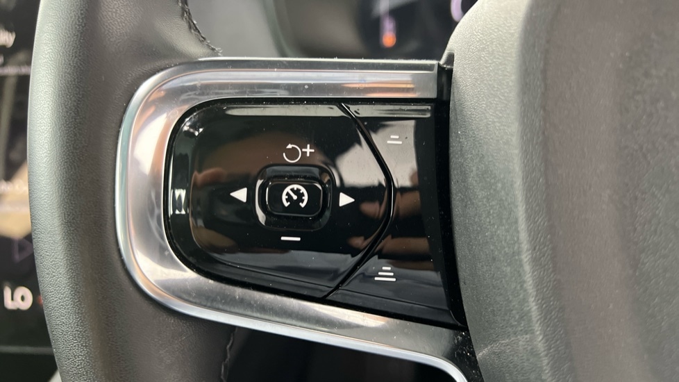 Used Polestar Polestar 2 2023 for sale - 75852461: Photo 10