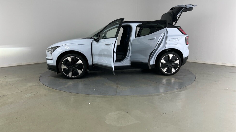 Used Volvo EX30 2025 for sale - 75952392: Photo 40