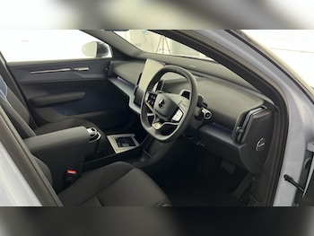 Used Volvo EX30 2025 for sale - 75952392: Photo
