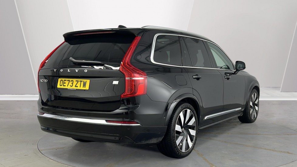 Used Volvo XC90 2023 for sale - 77710938: Photo 2