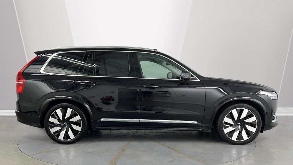 Used Volvo XC90 2023 for sale - 77710938: Photo 3