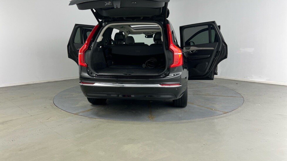 Used Volvo XC90 2023 for sale - 77710938: Photo 32