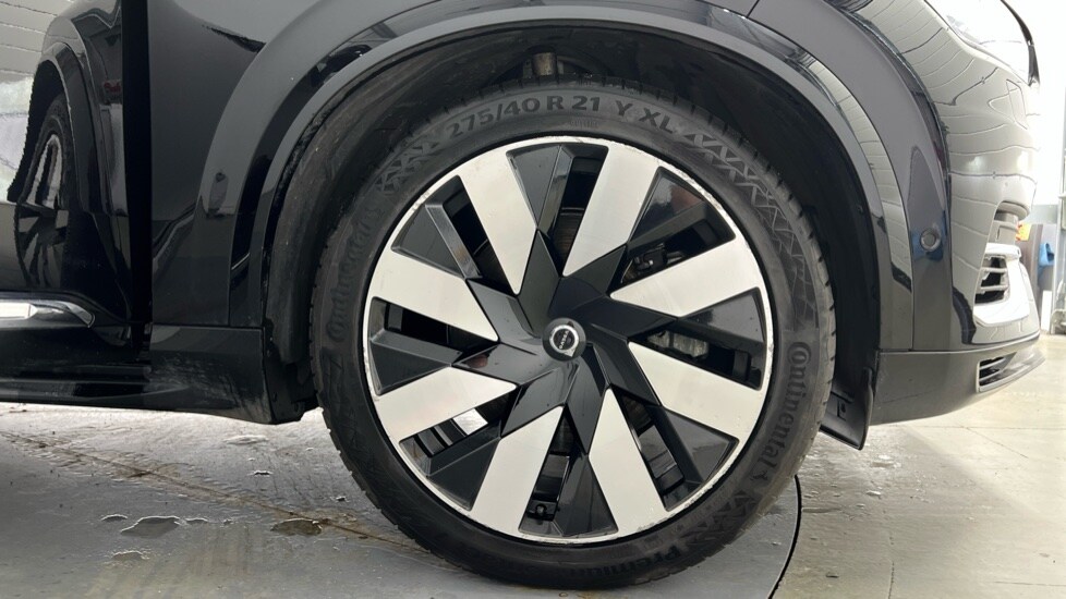 Used Volvo XC90 2023 for sale - 77710938: Photo 9