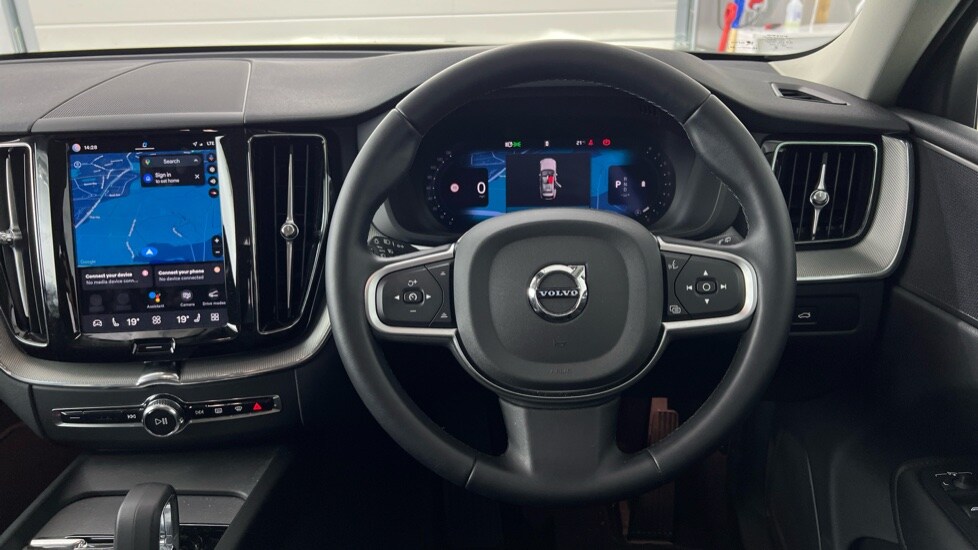 Used Volvo XC60 2024 for sale - 78066945: Photo 10