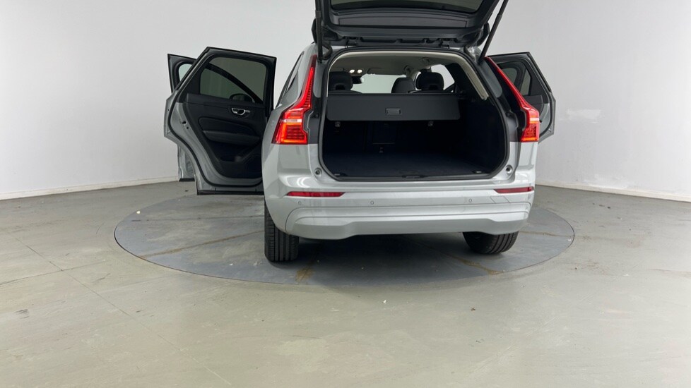 Used Volvo XC60 2024 for sale - 78066945: Photo 32