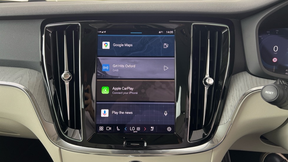 Used Volvo V60 2025 for sale - 77312284: Photo 12