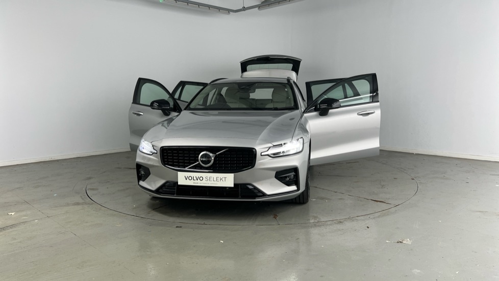 Used Volvo V60 2025 for sale - 77312284: Photo 21