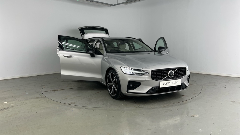 Used Volvo V60 2025 for sale - 77312284: Photo 24