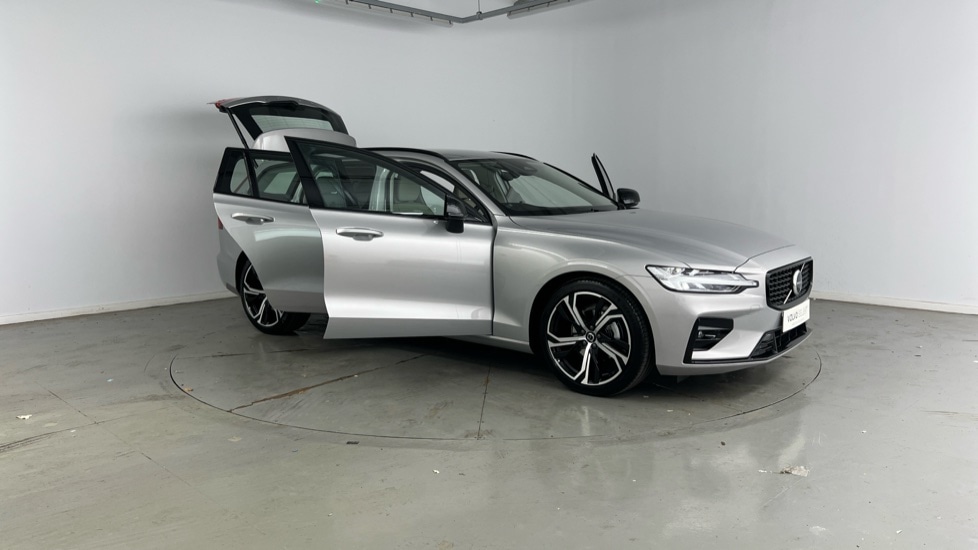 Used Volvo V60 2025 for sale - 77312284: Photo 26