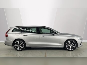 Used Volvo V60 2025 for sale - 77312284: Photo