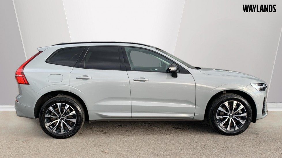 Used Volvo XC60 2024 for sale - 77848028: Photo 3