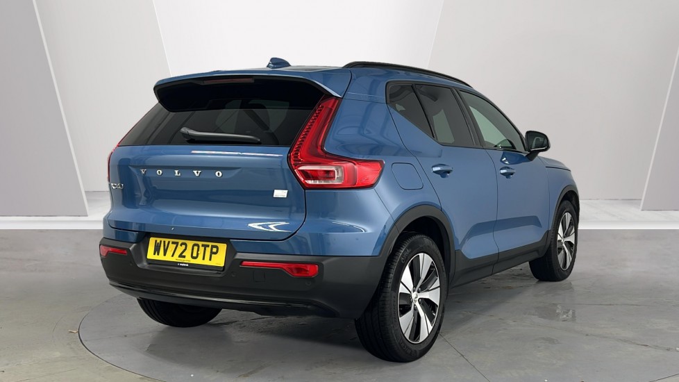 Used Volvo XC40 2022 for sale - 76172456: Photo 2