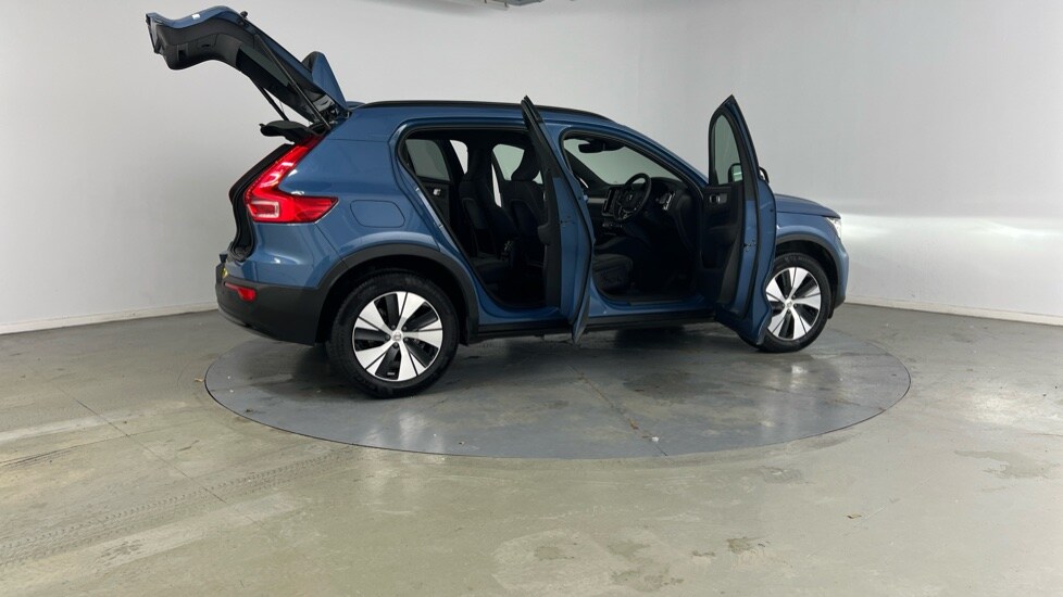 Used Volvo XC40 2022 for sale - 76172456: Photo 27