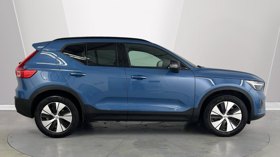 Used Volvo XC40 2022 for sale - 76172456: Photo 3